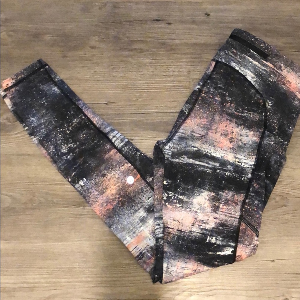 Lululemon Womens Pants size 4